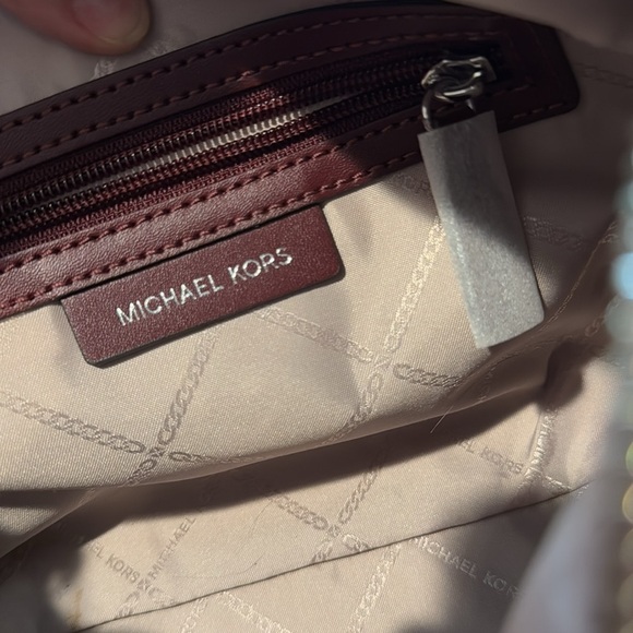 Michael Kors 2way carry crossbody burgandy w/ sparkle bag, silver hardware NWOT - Picture 15 of 16
